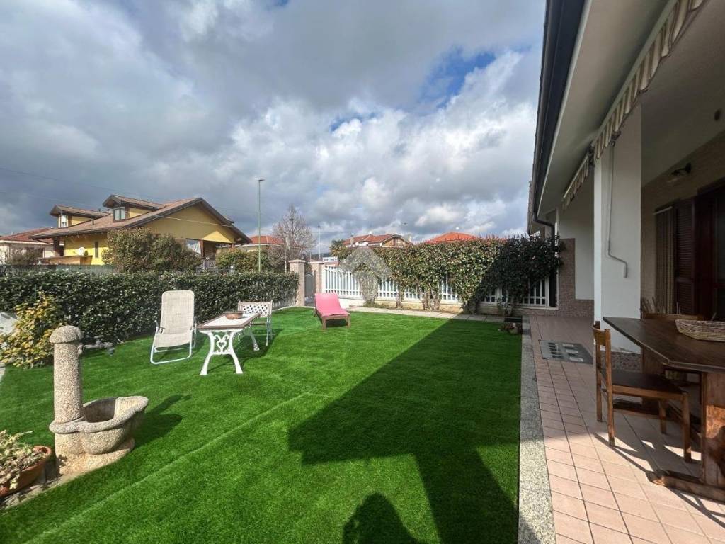 Villa a Bruino in Via G. Marconi, 17 - Foto 2