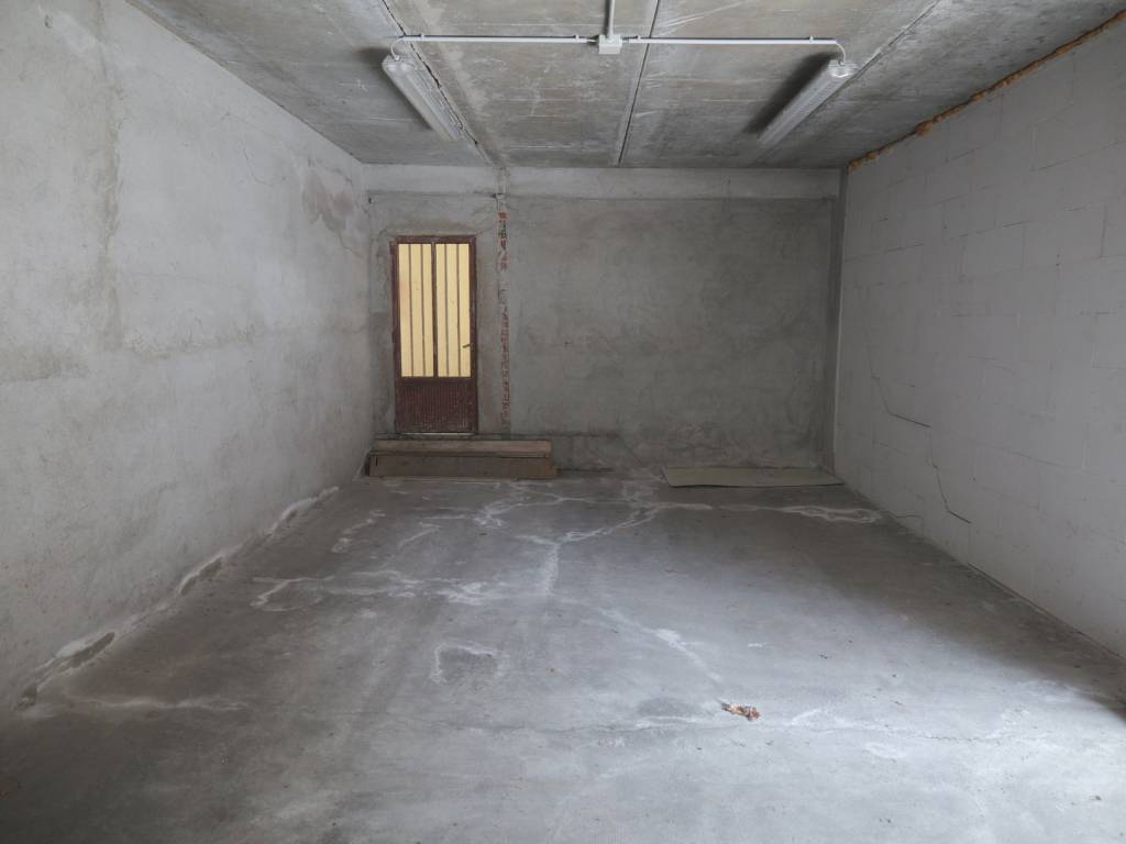 Box / garage a Biella in Piazza Adua - Foto 4