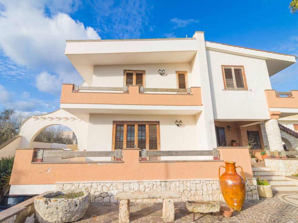 Villa a Ortelle in Via Circonvallazione, 41 - Foto 2