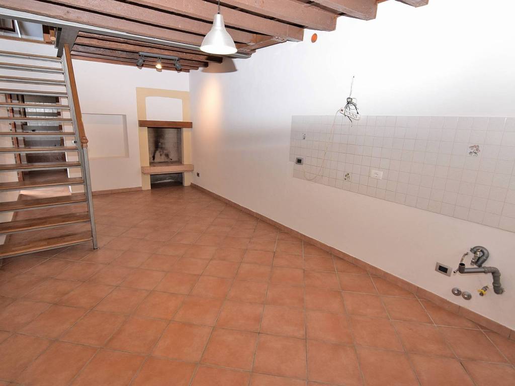 Casa indipendente a Verona in Scalone 16 Ottobre - Foto 2