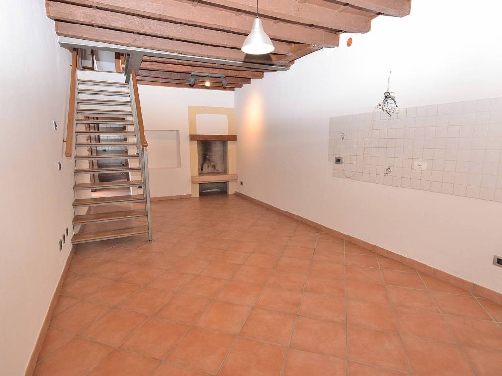 Casa indipendente a Verona in Scalone 16 Ottobre - Foto 3
