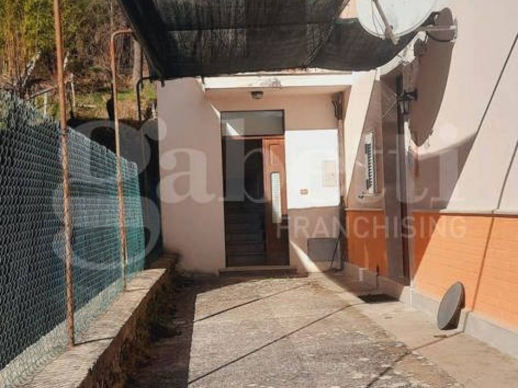 Casa indipendente a Petrella salto in via dell'alpino , snc - Foto 3