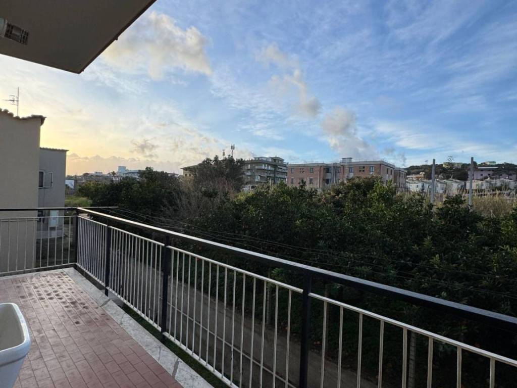 Appartamento a Catanzaro in Via Cagliari - Foto 2