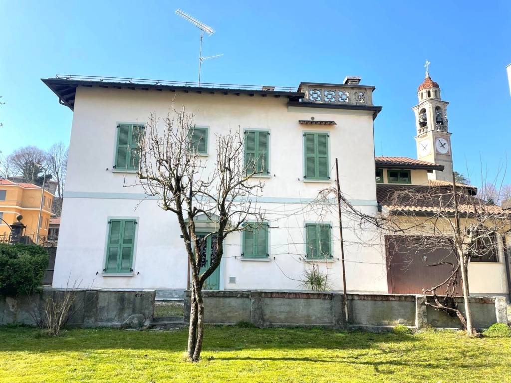 Villa a Gazzada schianno in Via Roma - Foto 3