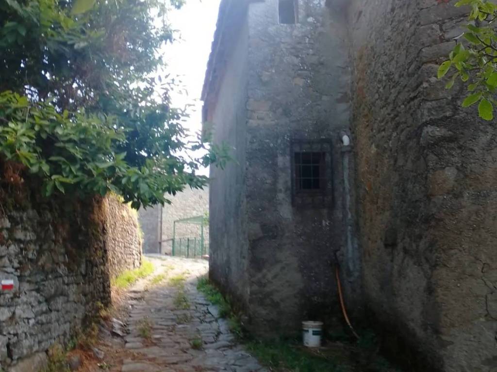 Rustico / casale a Loro ciuffenna in località Modine - Foto 4
