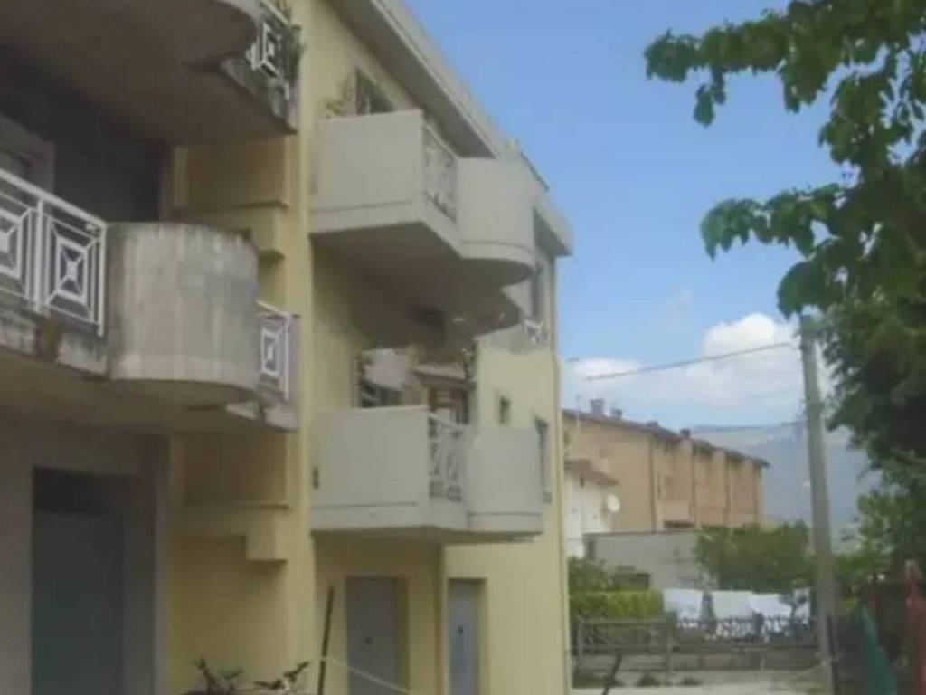 Appartamento a Cannara in Via Martiri di Modena - Foto 3