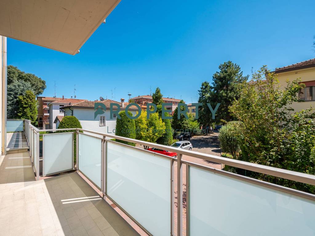 Appartamento a Carpi in Viale Edmondo De Amicis - Foto 2