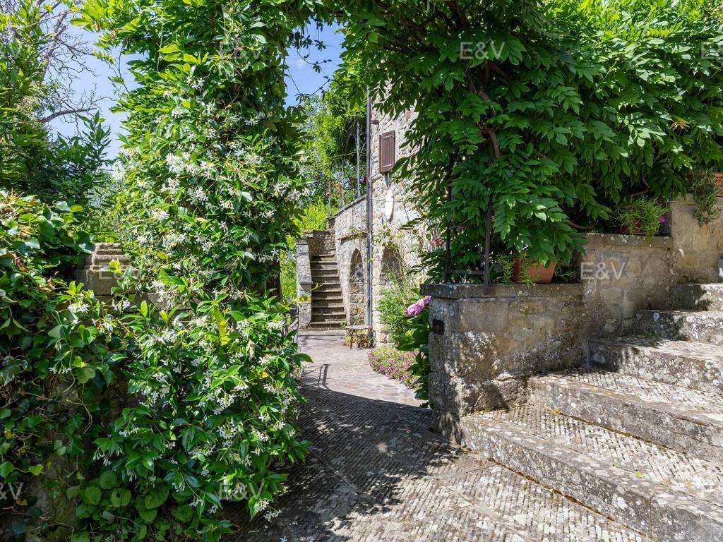 Casa indipendente a Poppi in Via Pratomagno - Foto 3