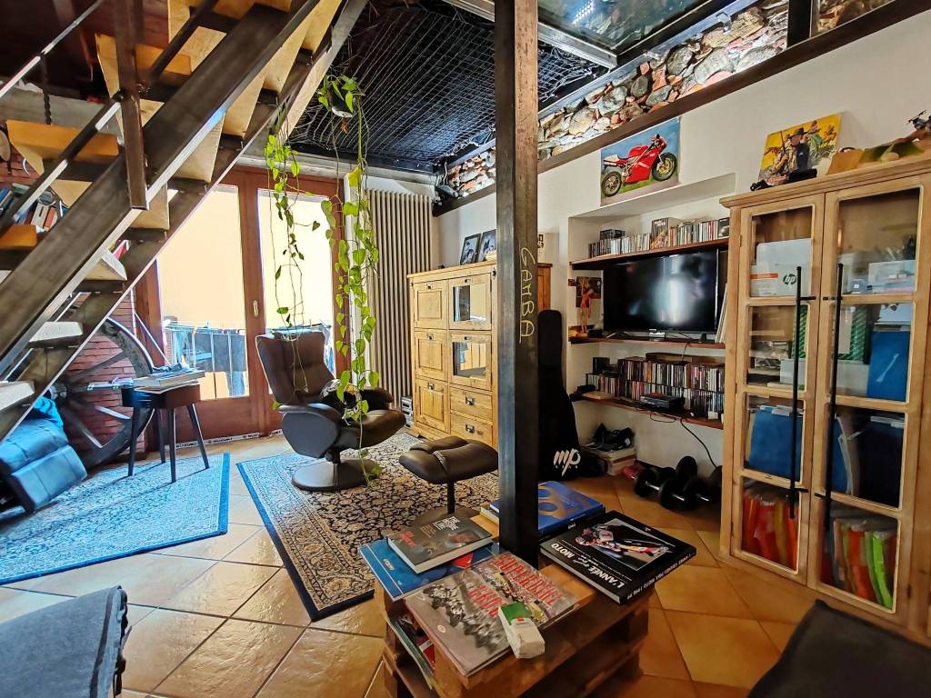 Casa indipendente a Verbania in Via Maggiore - Foto 2