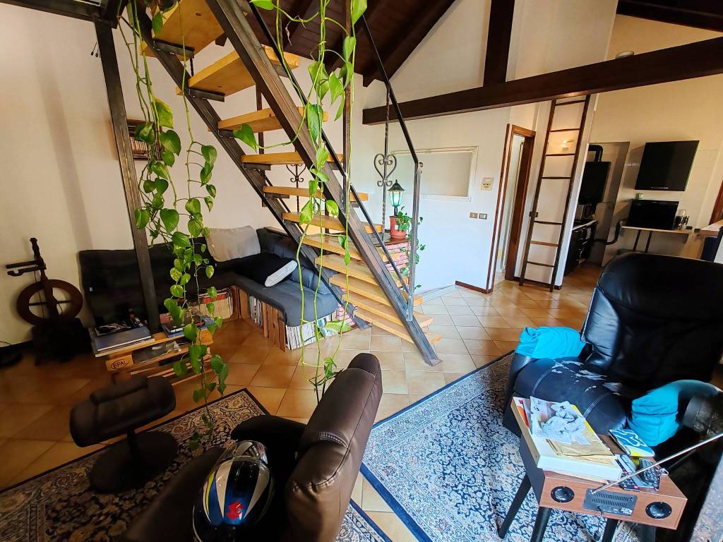 Casa indipendente a Verbania in Via Maggiore - Foto 5