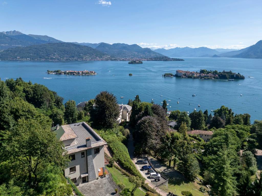 Villa a Stresa in Via Sempione Nord, 91 - Foto 2