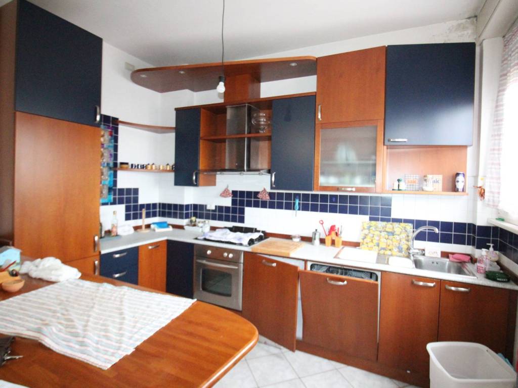Appartamento a Como in Via Bellinzona, 102 - Foto 2