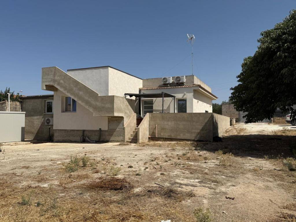 Villa a Ragusa in Via Giuseppe Gurrieri - Foto 2