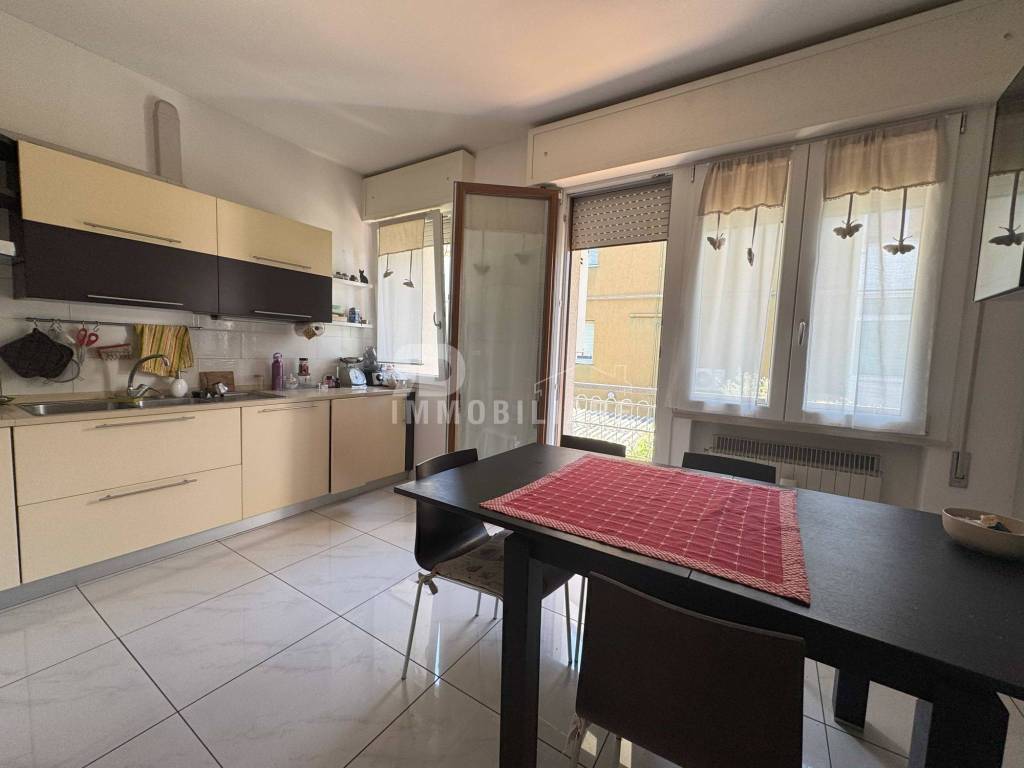 Appartamento a Riccione in Viale Cirene - Foto 2