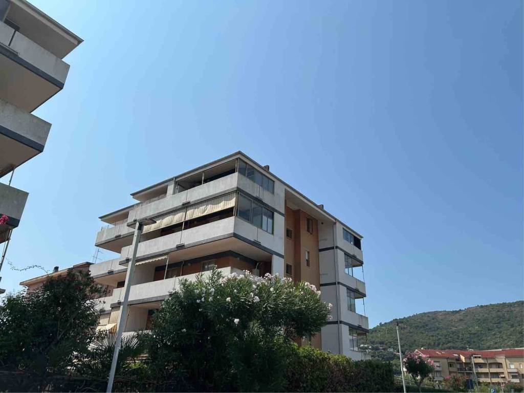 Appartamento a Andora in Via delle Rimembranze, 5 - Foto 2
