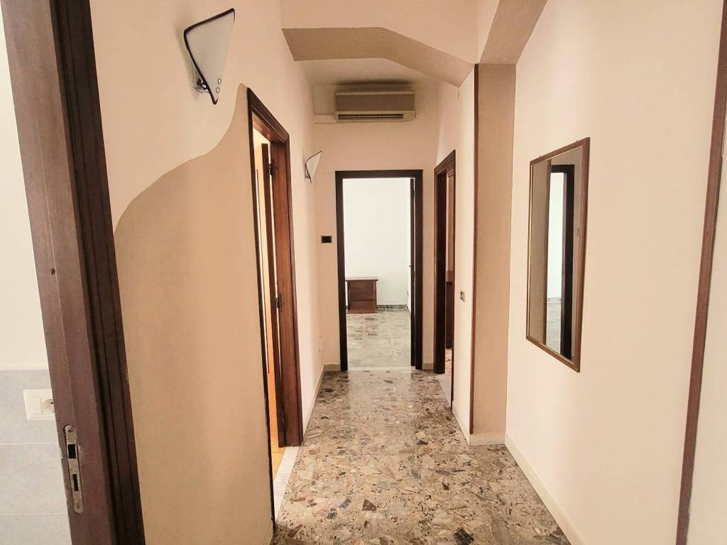 Appartamento a Catanzaro in Via Giuseppe Schipani - Foto 2