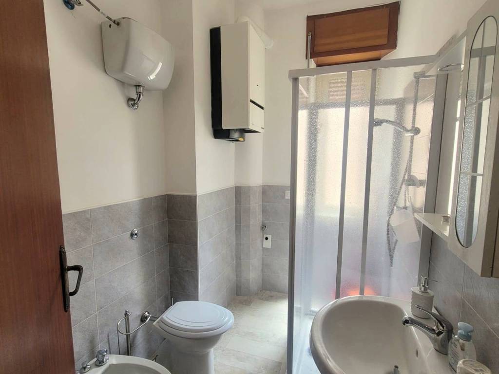 Appartamento a Catanzaro in Via Giuseppe Schipani - Foto 3