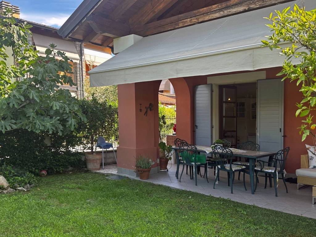 Villetta a schiera a San felice del benaco in Via dei Pescatori - Foto 2
