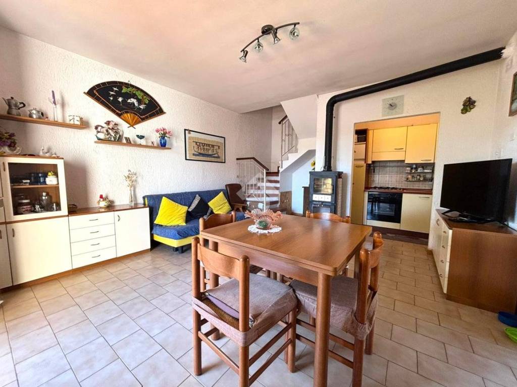 Appartamento a Comacchio in Viale Raffaello Sanzio, 184 - Foto 5