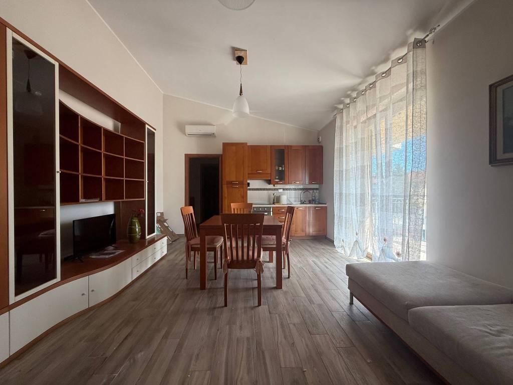 Appartamento a Leinì - Foto 3