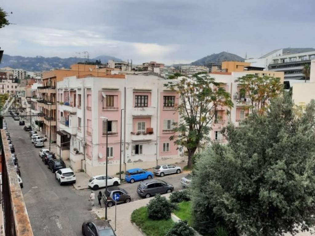 Appartamento a Reggio calabria in Via Antonino Lupoi - Foto 4