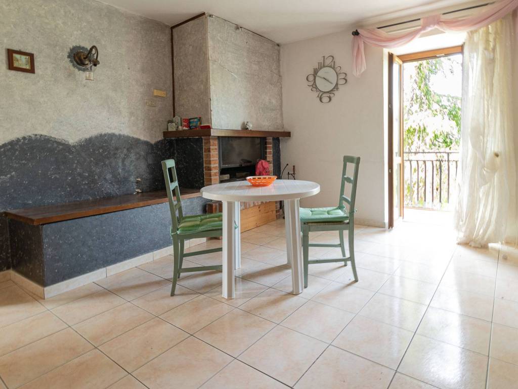 Casa indipendente a Roccafluvione in Strada Cuccaro - Foto 4