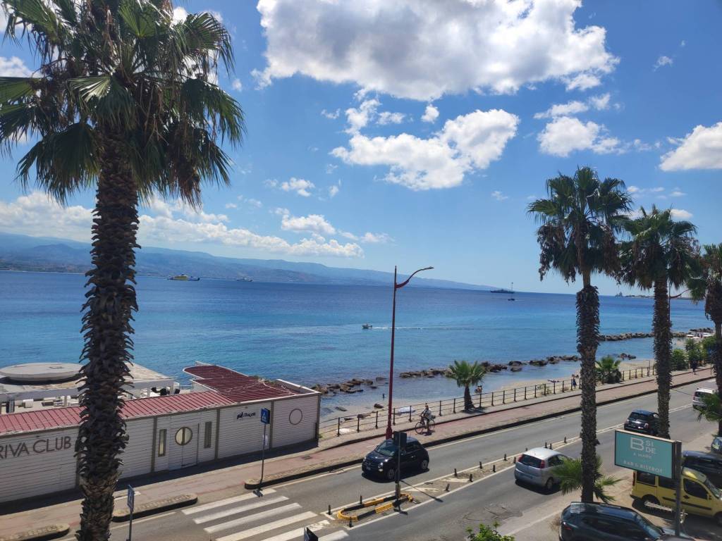 Appartamento a Messina in Via Consolare Pompea - Foto 2