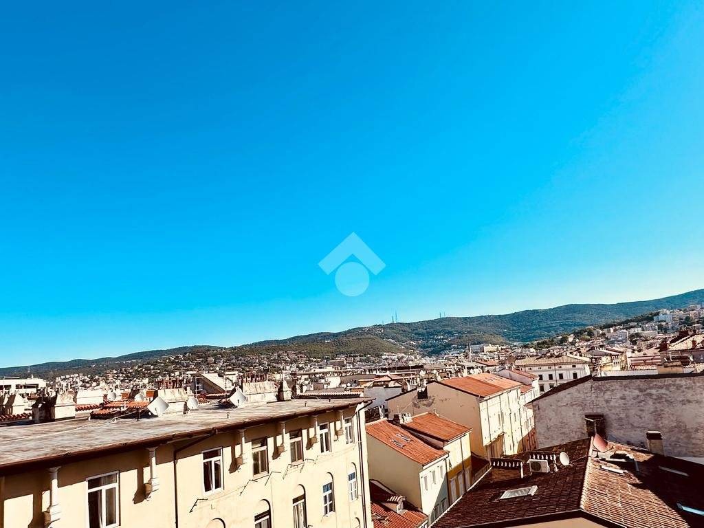 Appartamento a Trieste in appartamento via del bosco, 18 - Foto 2