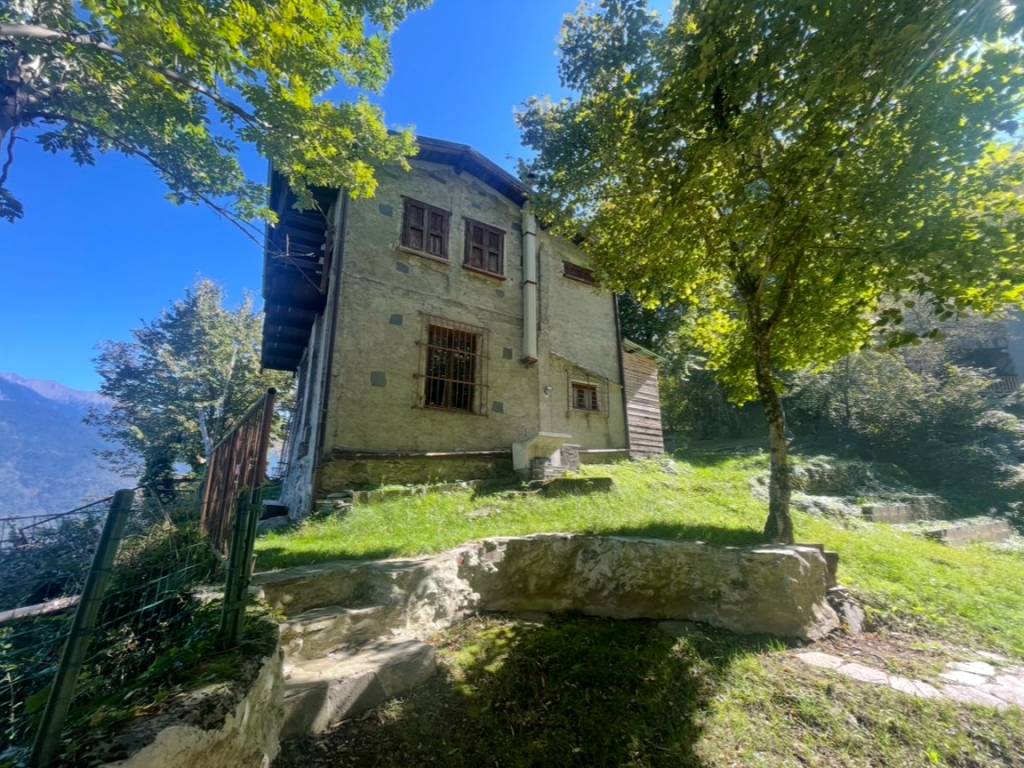 Casa indipendente a Forcola in Via Alfaedo - Foto 3