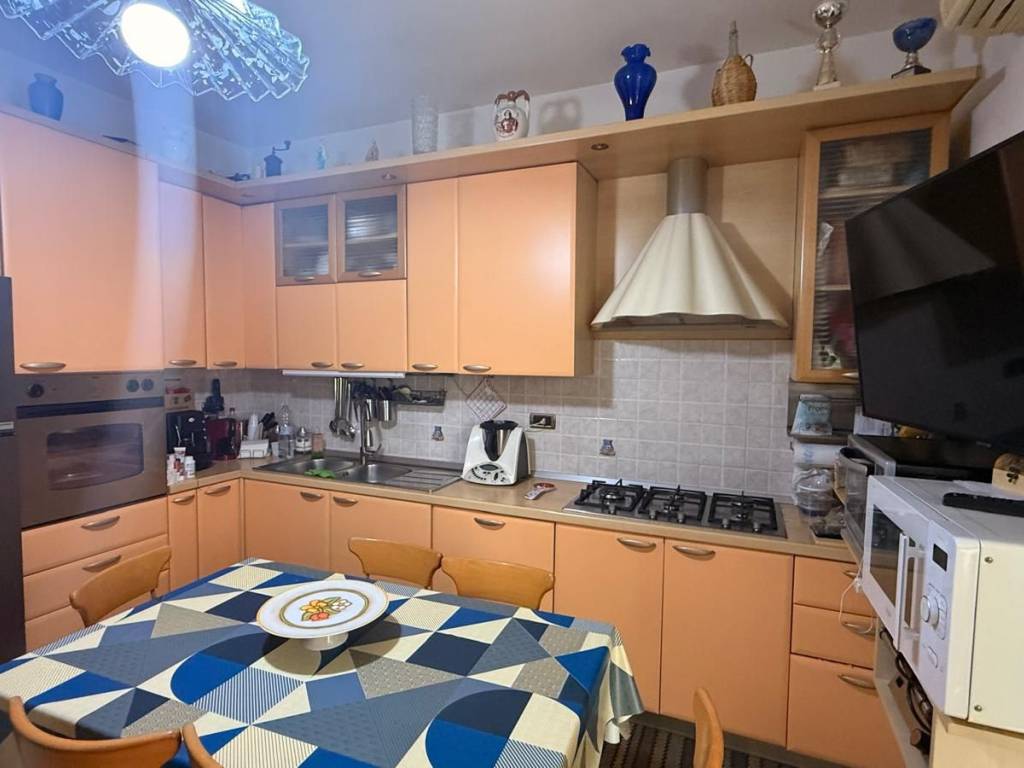 Appartamento a Cosenza in Via Padre Giglio, 9 - Foto 3