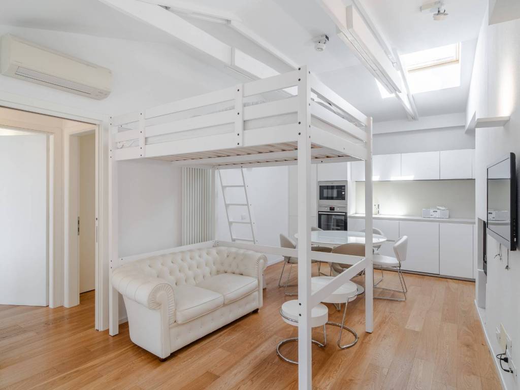 Appartamento a Verona in Vicolo Leoni, 3 - Foto 2