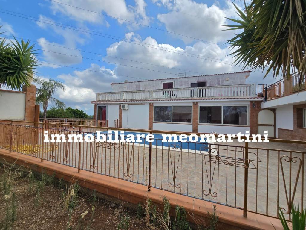 Villa a Floridia in Strada Cugno di Canne, 41 - Foto 3