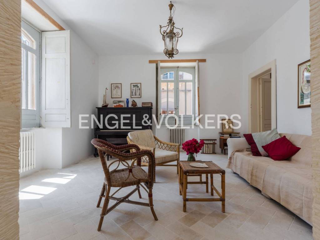 Casa indipendente a Siracusa in Via Eveneto, 9 - Foto 2
