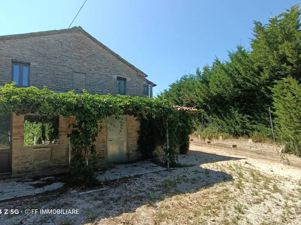 Rustico / casale a Recanati in Contrada Montefiore - Foto 3