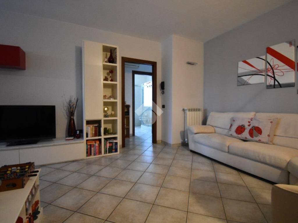 Appartamento a Castiglione delle stiviere in Via Bernardo Ordanino, 46 - Foto 5