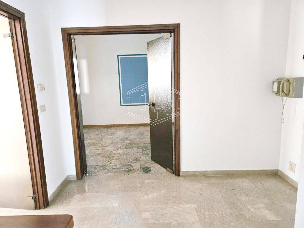 Appartamento a Imperia in Via Giuseppe Berio - Foto 5