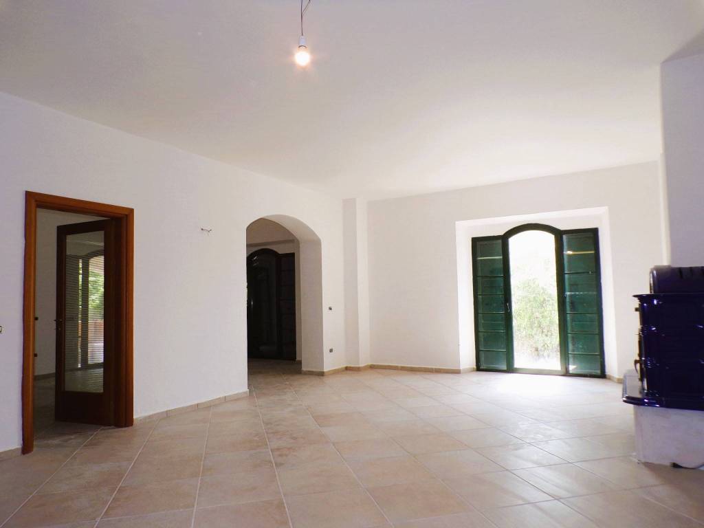 Villa a Nocera umbra in Via Stazione Gaifana, 9 - Foto 5