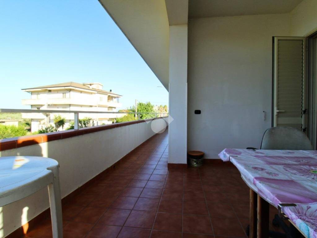 Palazzo / stabile a Sellia marina in VIA CARRERA, 2 - Foto 4