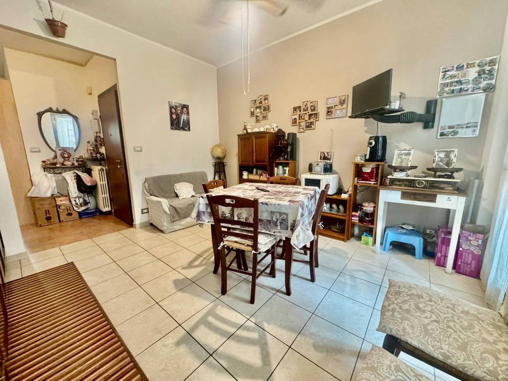 Appartamento a Asti in Via Edmondo De Amicis - Foto 4