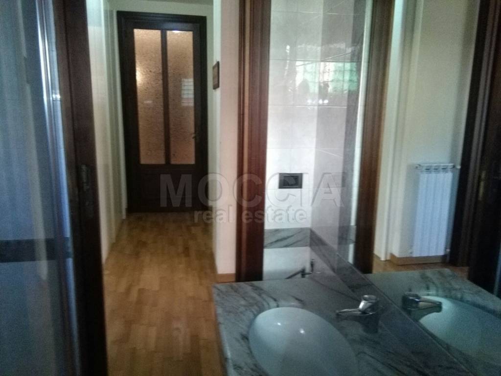 Appartamento a Caserta in Via Tescione Gennaro - Foto 4