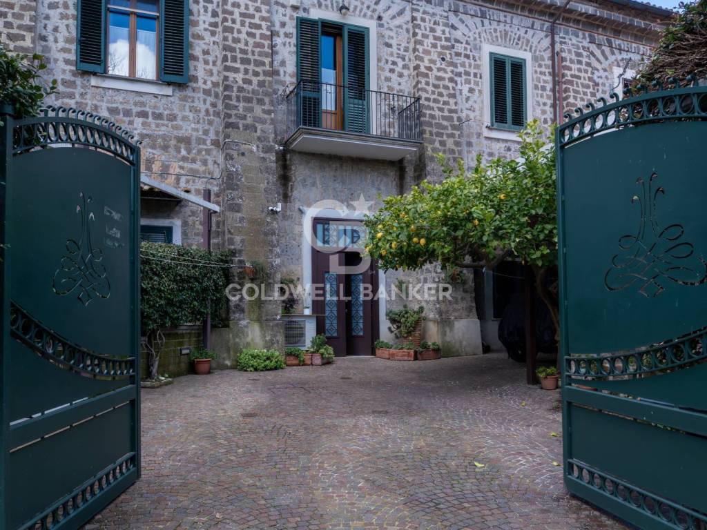 Casa indipendente a Caserta in Via dei Cotonieri - Foto 2