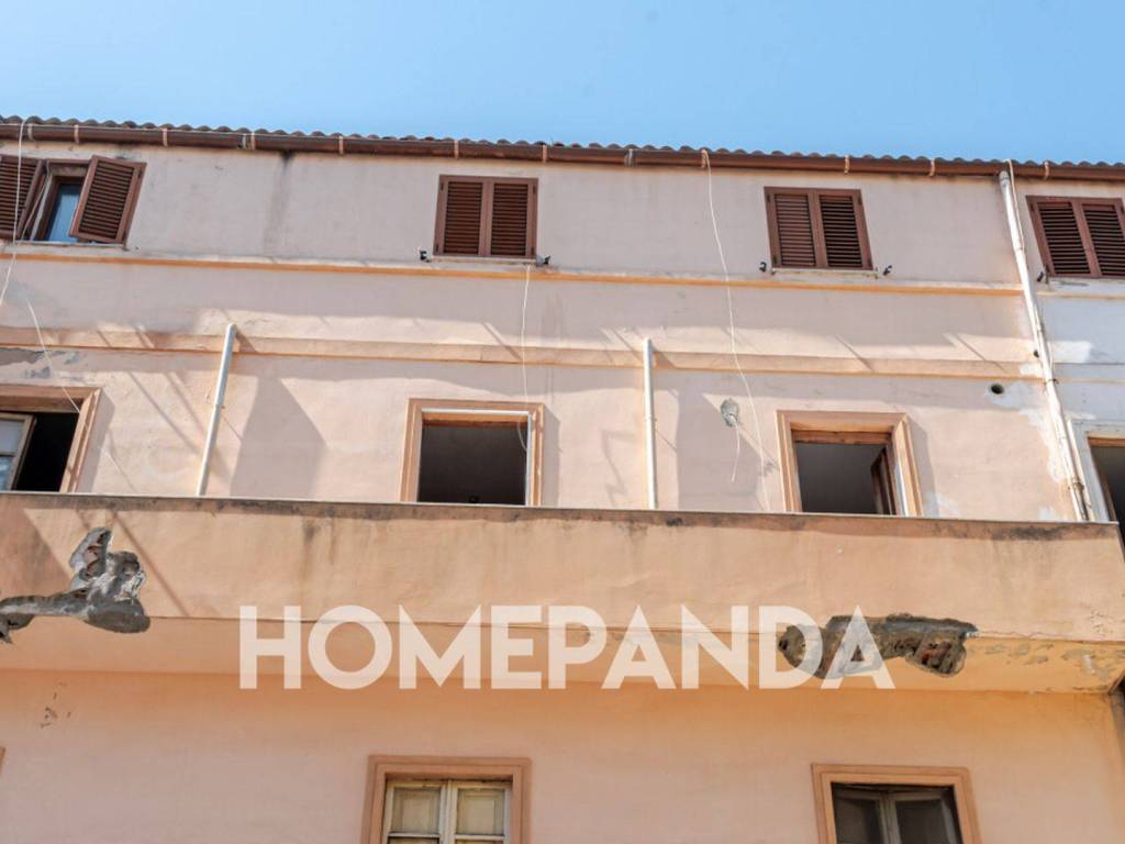 Palazzo / stabile a Cagliari in Via Ogliastra, 21 - Foto 2