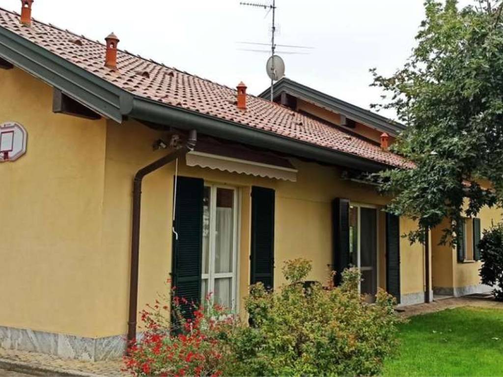 Villa a Vigevano in Via Oltrepò - Foto 2