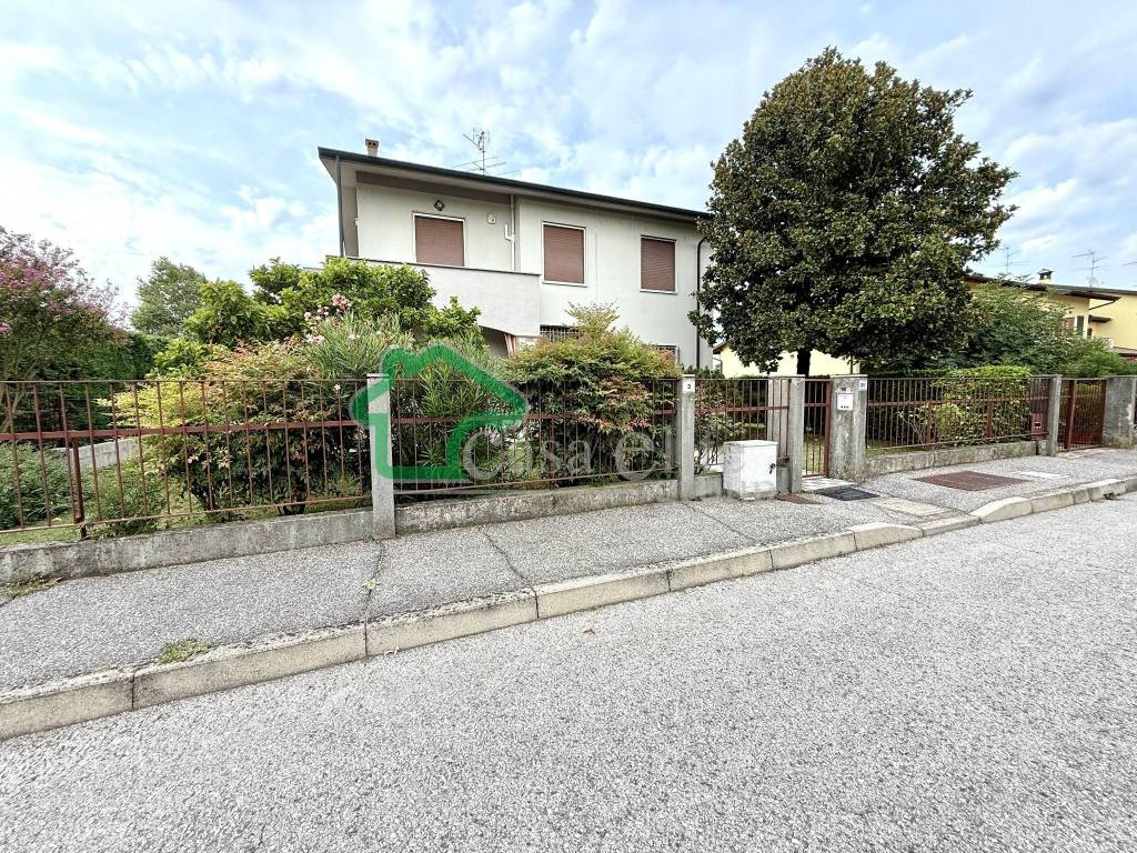 Villa a Secugnago in Via Enrico Berlinguer - Foto 2