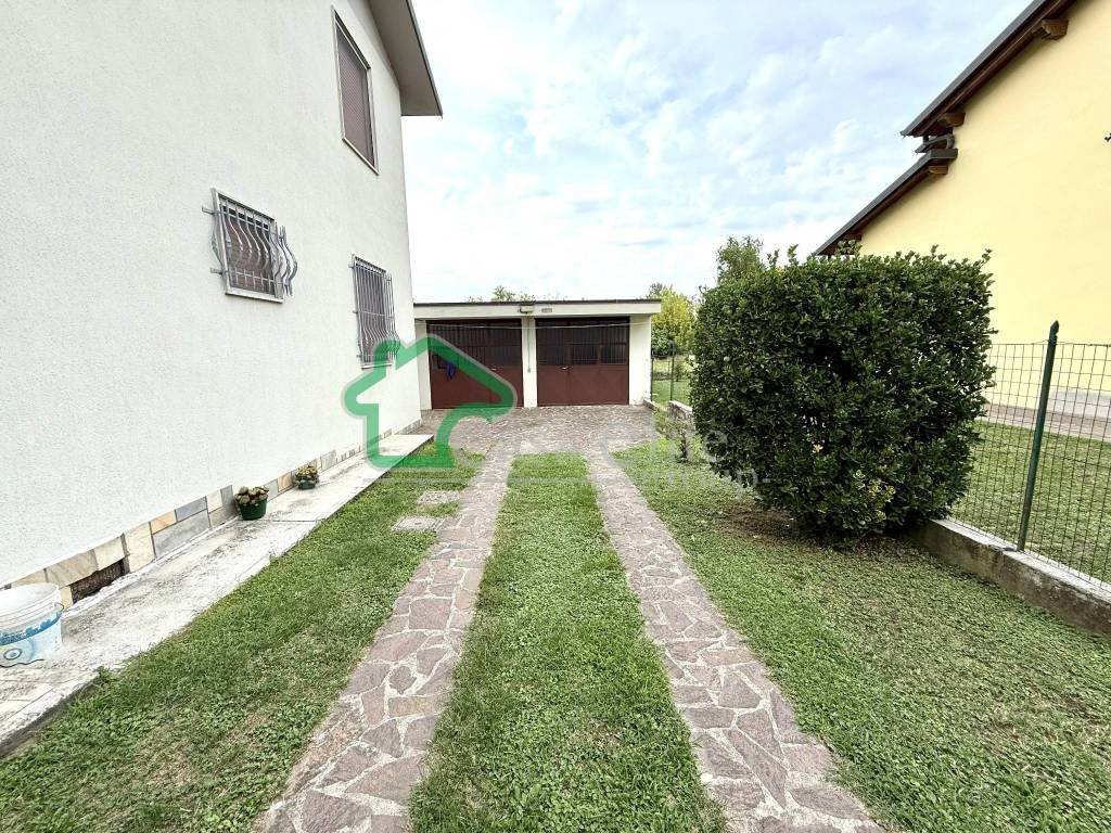 Villa a Secugnago in Via Enrico Berlinguer - Foto 5