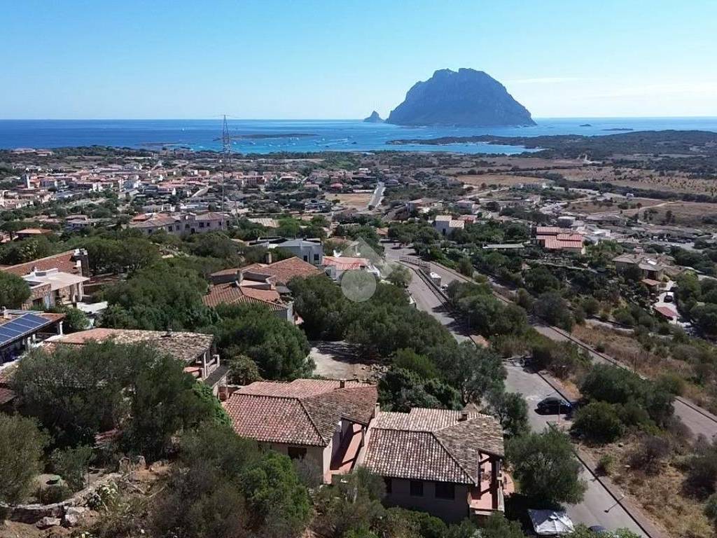 Villetta a schiera a Loiri porto san paolo in Via Mandrolisai, 12 - Foto 2