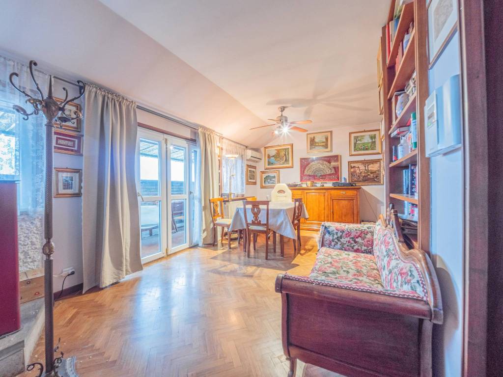 Appartamento a Asti in Via della Fontana, 19 - Foto 2