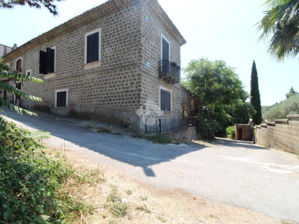 Casa indipendente a Caserta in Via Fedele Fischetti, 7 - Foto 2