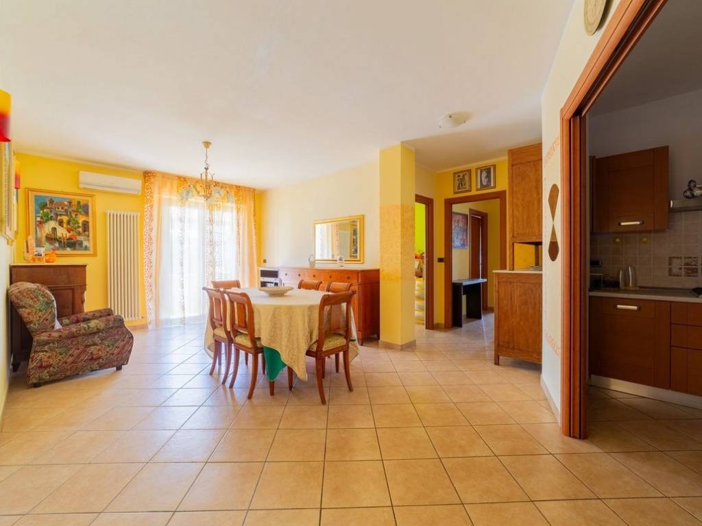 Appartamento a Silvi in Via Giovanni Falcone, 3 - Foto 3