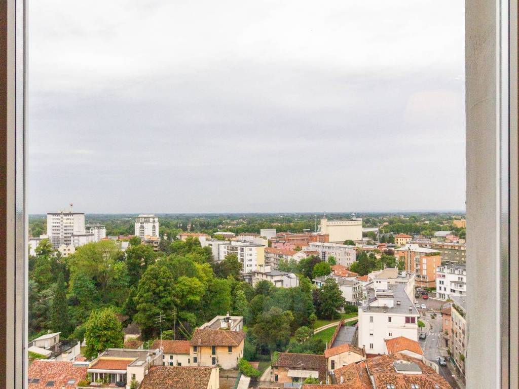 Appartamento a Pordenone in Piazzetta N.Bixio, 18 - Foto 2
